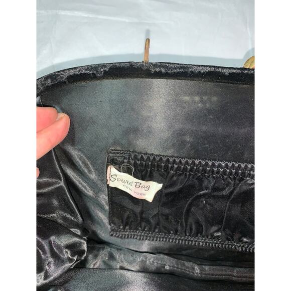 VINTAGE FIFTIES LARGE SOURE BEADED BLACK VELVET BAG - Picture 9 of 12